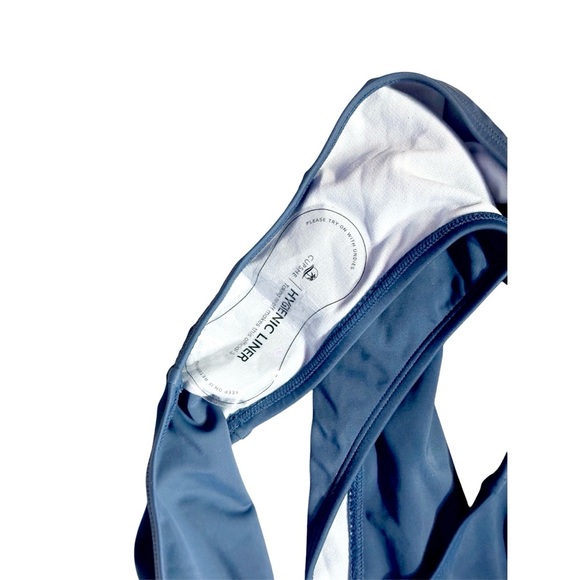 Cupshe Blue Bikini Set Triangle Top High-Cut Design Size L - Picture 2 of 6